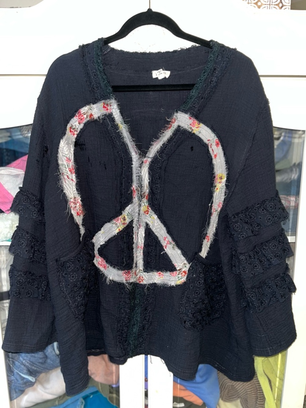 ☮️ gorgeous POL size Small mixed--media embellished ☮️ boutique, brand cardigan - Picture 8 of 9